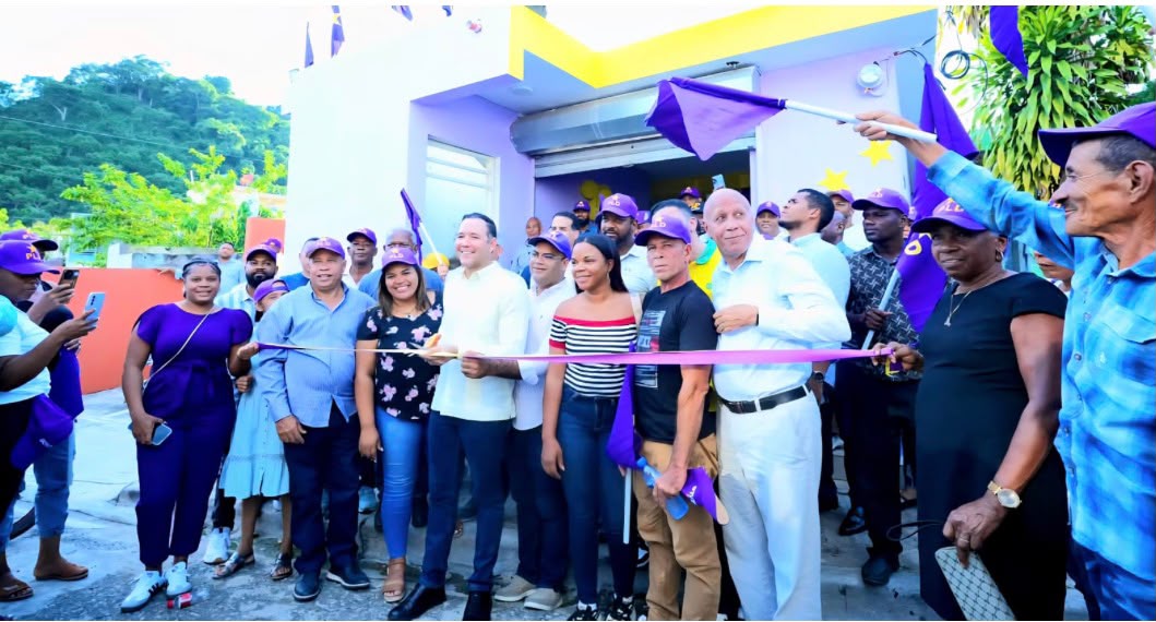 PLD inaugura locales en San Cristóbal y Barahona