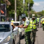 Intrant y Digesett fiscalizan 15 “conductores piratas” en corredores del DN