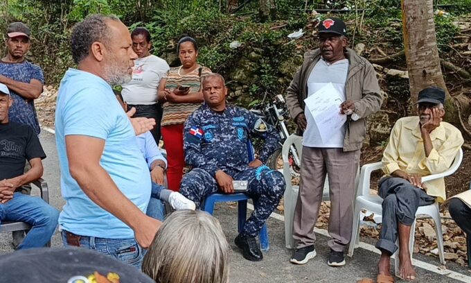 Asociación El Nuevo Porvenir cede terrenos para construir cuartel policial en El Aguacate de Neiba