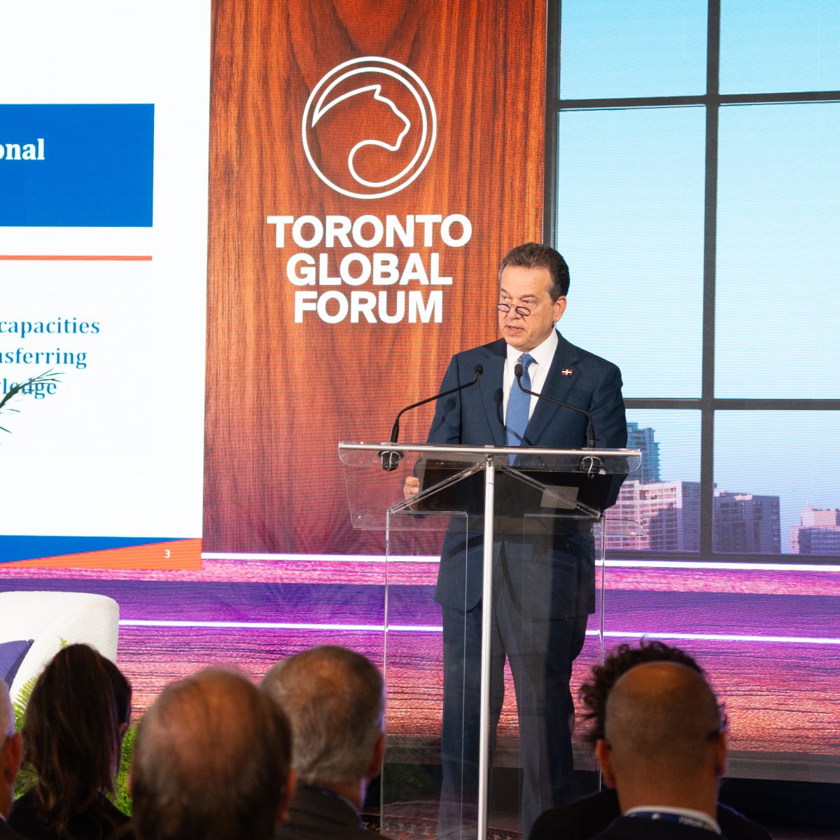 Canciller propone ampliar relación económica con Canadá hacia tecnología, innovación y manufactura avanzada