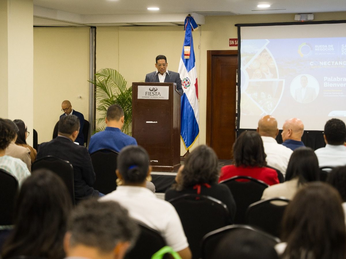 DGCP conecta a 30 instituciones públicas con más de 300 proveedores en rueda de negocios