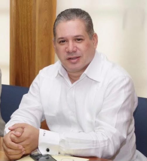César Pérez González critica aumento del marbete y costo de la vida en RD