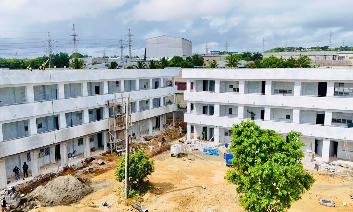 Infraestructura Escolar agiliza terminación de 147 nuevas aulas en San Cristóbal