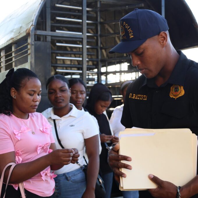 DGM recibe 1,135 candidaturas de aspirantes a convertirse en agentes migratorios