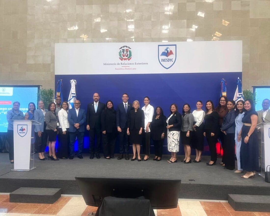 Destacan patrimonio cultural y potencial turístico de Santiago ante diplomáticos en el Inesdyc