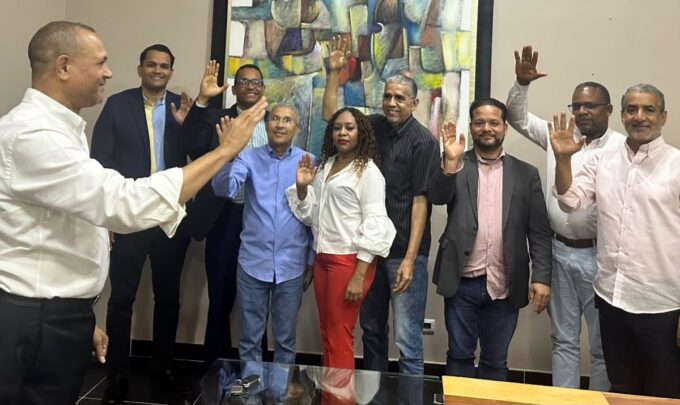 Dignidad Gremial Médica juramenta comisión para escoger su dirección nacional
