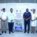 Policía Comunitaria se reúne con líderes comunitarios para abordar prevención y deporte
