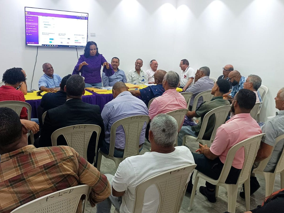 El PLD realiza asamblea en La Vega para fortalecer sus estructuras internas
