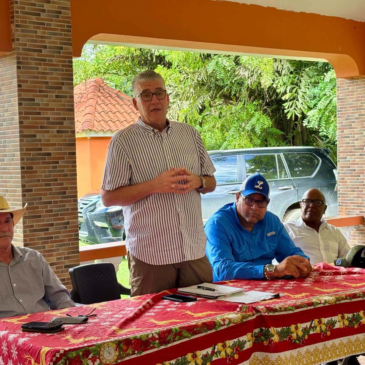 Eric Rivero destaca avances del sector ganadero y llama a fortalecer la unidad gremial