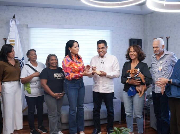 FEDDA reconoce al ministro Kelvin Cruz por promover la protección animal en los Centroamericanos y del Caribe 2026