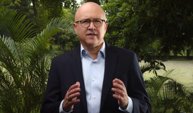 Domínguez Brito dice respeta decisión de la Conap de suspender consulta del PLD