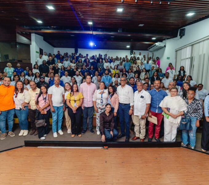 Gabinete de Política Social realiza encuentro regional del programa Oportunidad 14-24 en Santiago