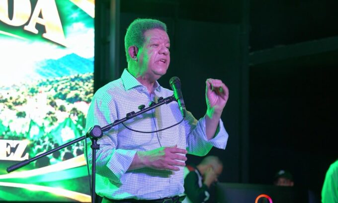 Leonel asegura que el Gobierno no tiene autoridad moral para renegociar DR-CAFTA con EE. UU.
