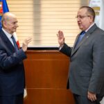 Magín Díaz juramenta a Quico Tabar nuevo director general transitorio de Juegos de Azar