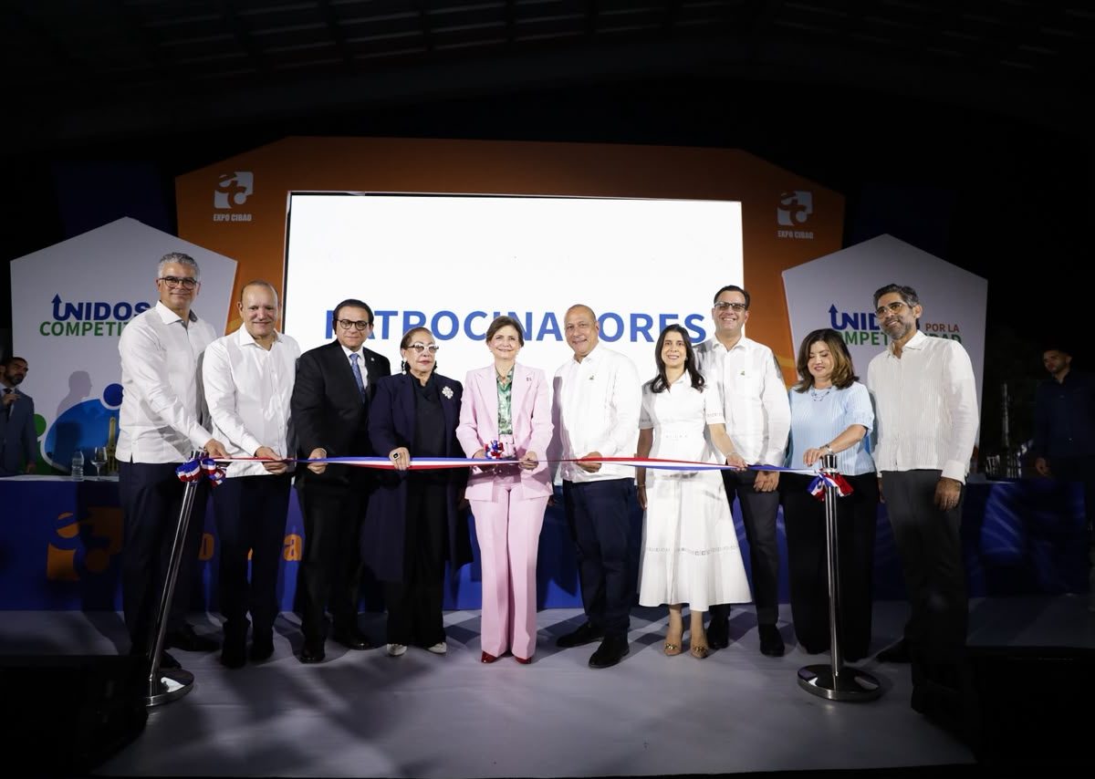 Raquel Peña encabeza apertura de Expo Cibao 2026 que reúne a más de 150 empresas