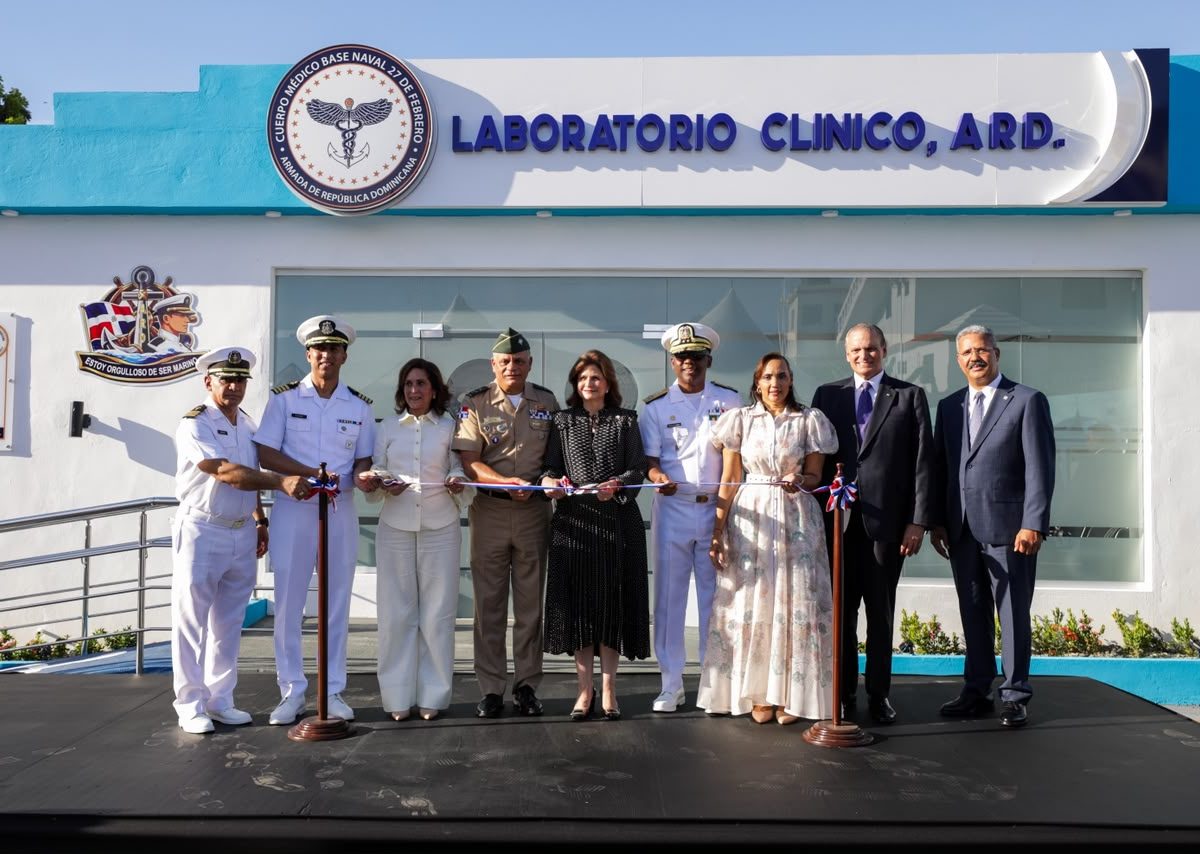 Raquel Peña inaugura Laboratorio Clínico de la Armada con servicios las 24 horas
