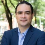 Rivera exhorta a votar por Hochul y James en NY y llama a mantener la unidad