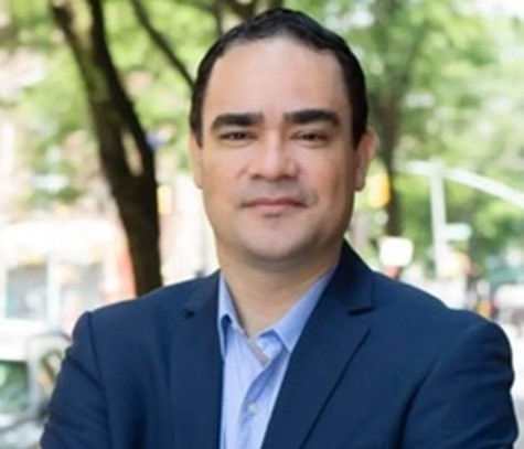 Rivera exhorta a votar por Hochul y James en NY y llama a mantener la unidad
