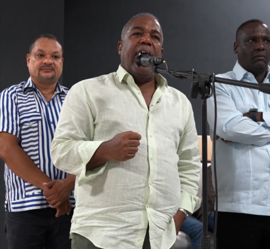 Tony Peña llama a la unidad del PRM y plantea tres retos para mantener el poder
