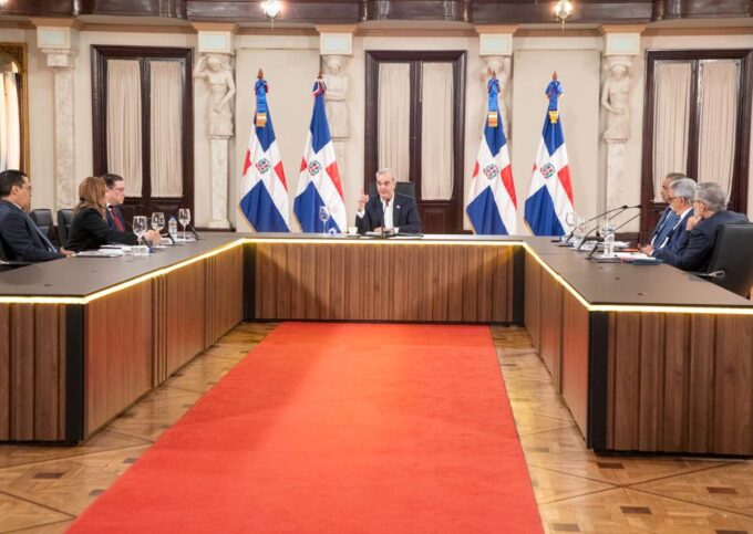 Gobierno asegura deuda pública consolidada no aumentará este año; proyecta cierre en torno al 57.5 % del PIB