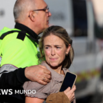 "Sentimos un impacto muy fuerte y salimos despedidos por los aires": los sobrevivientes relatan el choque de trenes en España