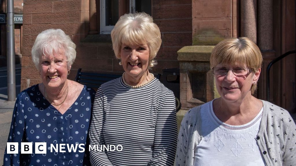 Las lavanderas de Lockerbie, las mujeres que limpiaron las prendas de las víctimas del atentado contra un avión en el que murieron 270 personas