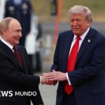 Cómo los conflictos globales se han convertido en un dolor de cabeza para Trump a pocas semanas de las elecciones de medio término en EE.UU.