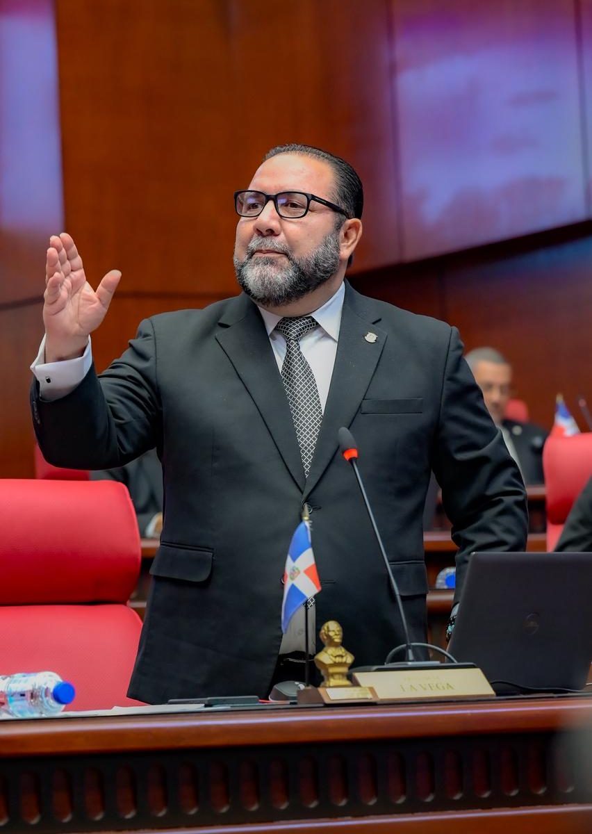 Ramón Rogelio Genao respalda decisión de su hijo, pero afirma que seguirá militando en el PRSC