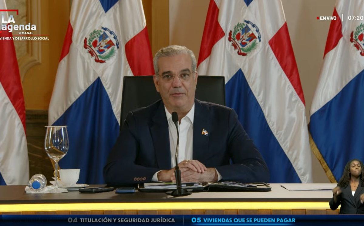 Abinader proyecta entregar hasta 350,000 títulos de propiedad y dice que a Balaguer “no le gustaba mucho pagar”