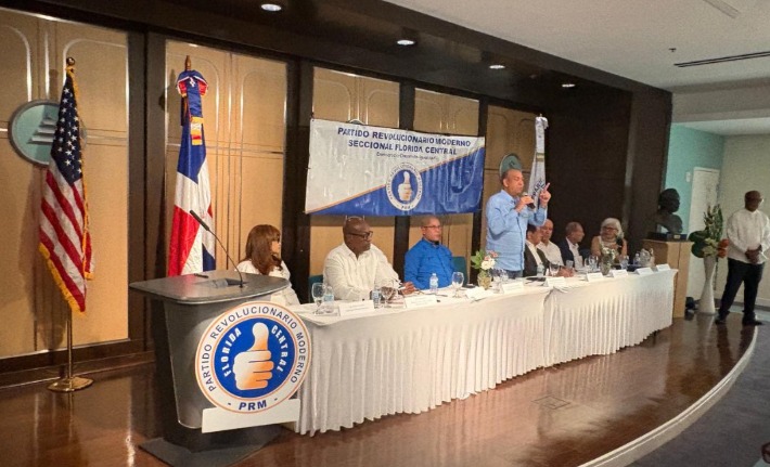 PRM se reúne con dirigentes de Florida Central para fortalecer la organización en el exterior