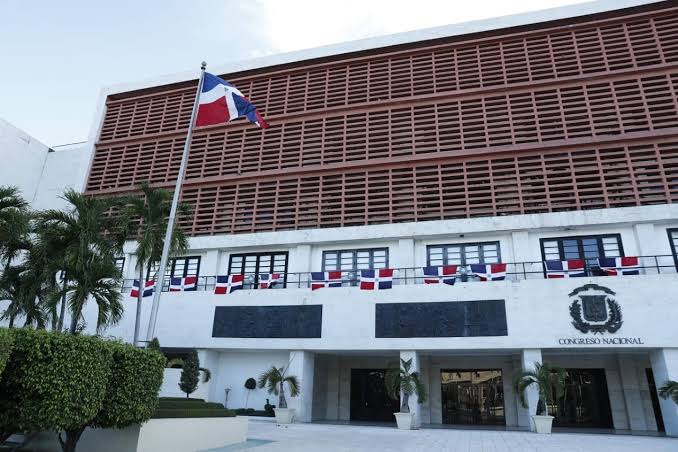 Diputados piden blindar la frontera ante posibles operativos en Haití